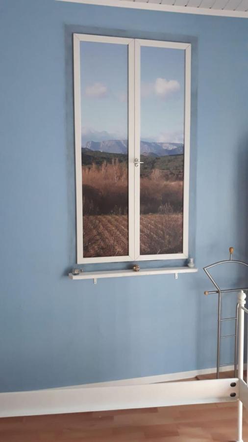 Bed and Breakfast Sur La Bonnefooi Prades-sur-Vernazobre Exteriér fotografie