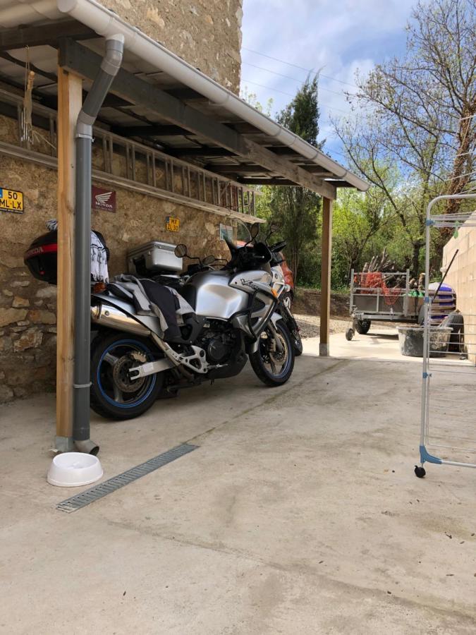 Bed and Breakfast Sur La Bonnefooi Prades-sur-Vernazobre Exteriér fotografie